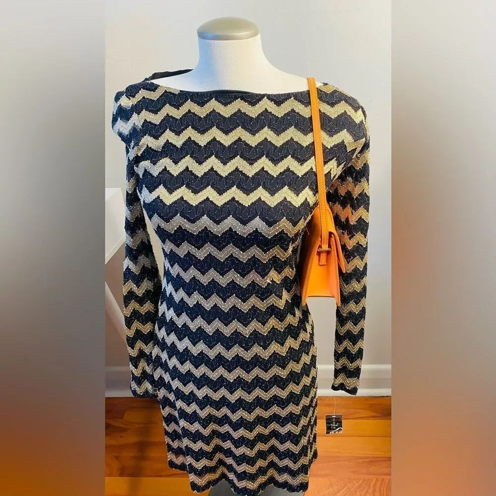 🛍️Nine West Black and Gold Chevron Lace Cocktail Dress Size 6 NWT - Picture 4 of 13